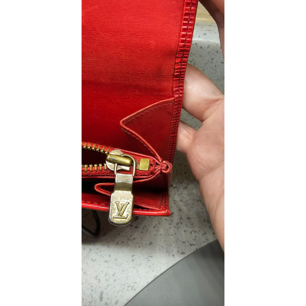 Louis Vuitton Epi Leather Porte-Trésor International Wallet – Toledo Red - Picture 6 of 11